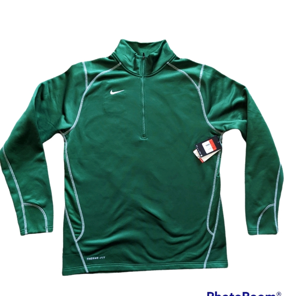 Nike therma fit NWT